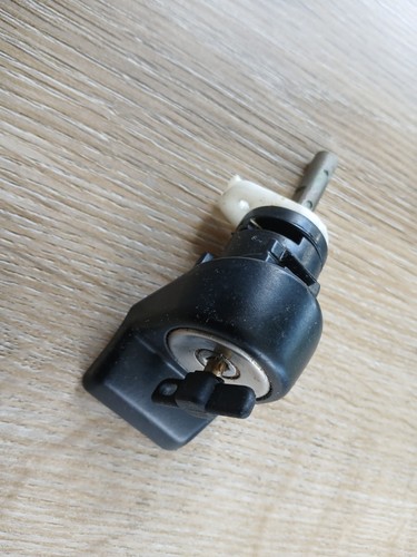 Ford tailgate boot lock m179a - boot,
