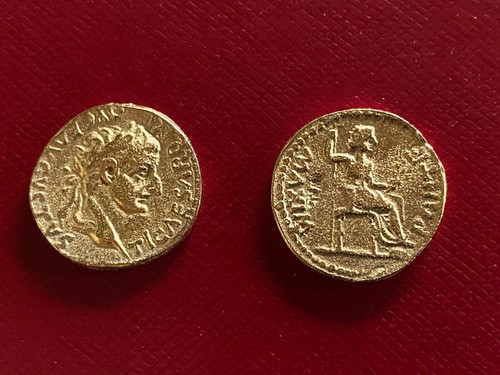 Roman tiberius aureus 37 - roman,