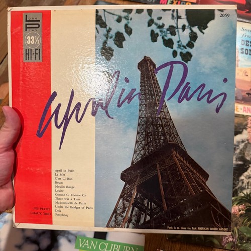 April paris vinyl les - in,