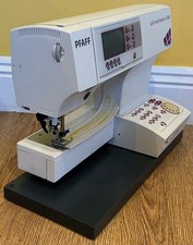 Pfaff Quilt Expression 2044