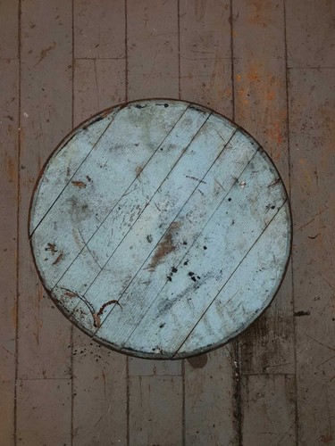 Reclaimed oak barrel lid - oak,