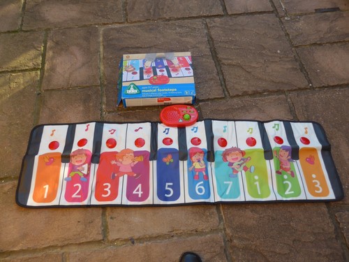 Musical footsteps walk - footsteps,
