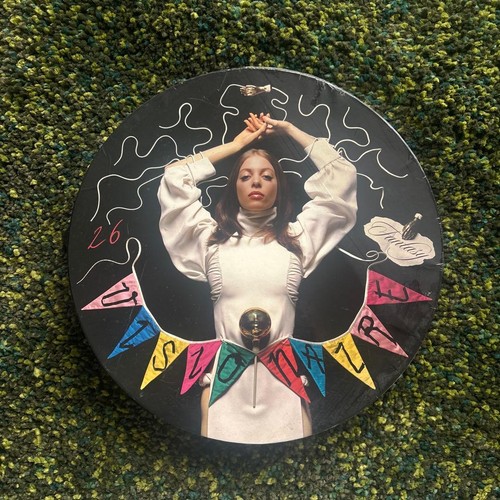 Visionaire - , 26