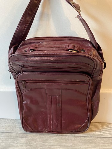 Vtg burgundy man - vtg, made