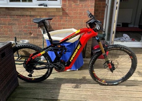 Mountain bike - mountain,