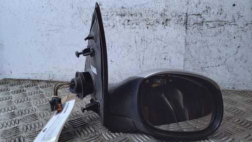 Peugeot 206 2002 - sw, wing