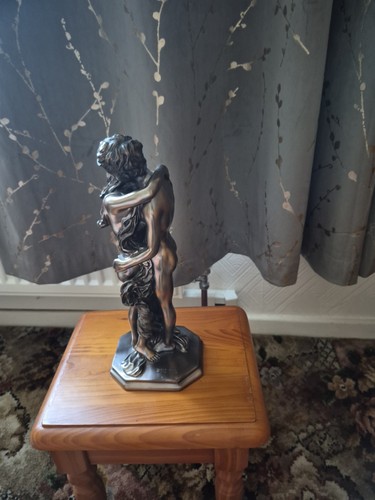Crosa signed 2002 figurine - 2002,