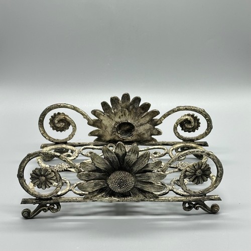 Vintage silver tone art - vintage,