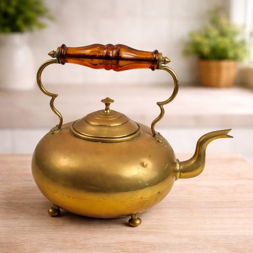 Vintage brass teapot kettle - brass,