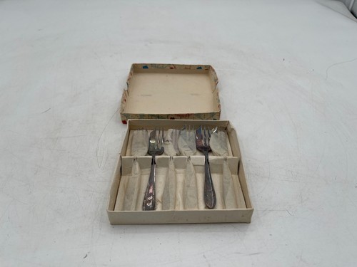 Auth new old stock ltd - auth, w