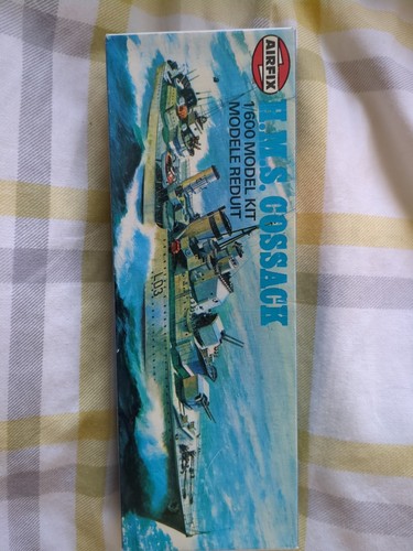 Airfix 600 model - airfix, hms
