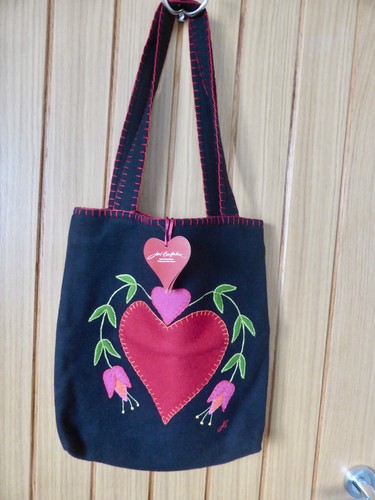 Bnwt hand embroidered jan - a,