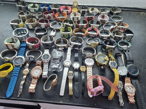Large job lot unsex - large, 70
