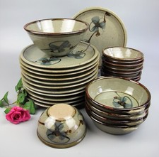 Tim Andrews "Blue flower" Pottery. Studio Stoneware. Plates & bowls. Vintage.