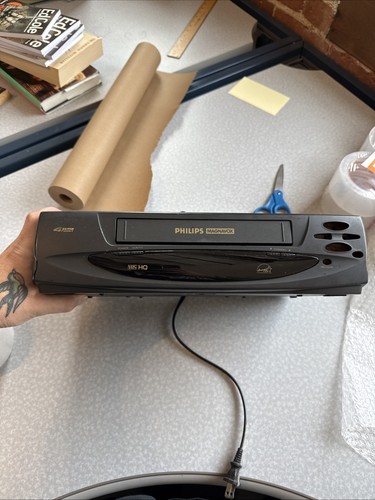 Magnavox vrt9341at22 vhs - vrt9341at22,