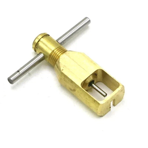 Gear puller for - gear,