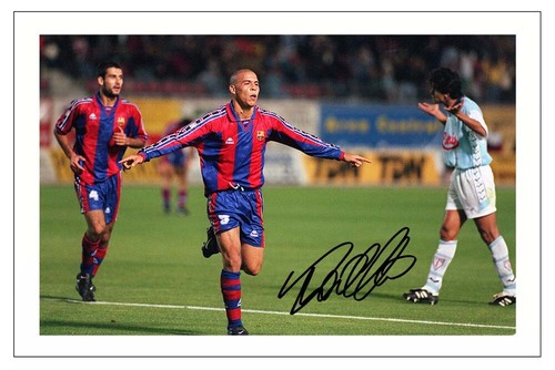 Ronaldo barcelona signed photo - ronaldo,