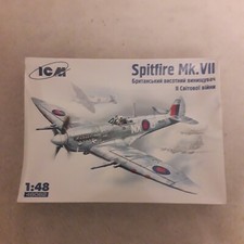 ICM 48062 1:48 Scale Spitfire