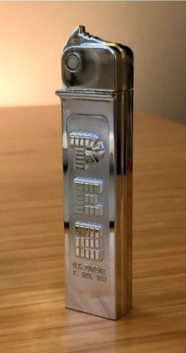 Pez loose silver glow - silver, retro