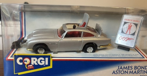 Corgi 94060 james bond - bond, aston