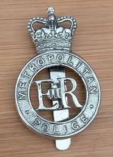 Metropolitan Police cap badge