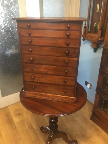 Antique table top - an,