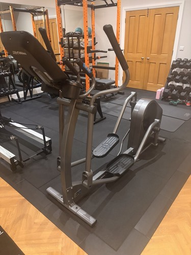 Life fitness elliptical - e1,