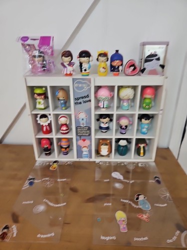 Momiji collectable dolls - 20,