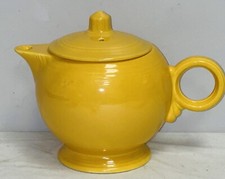 Vintage FIESTA YELLOW 6 3/4" LARGE TEAPOT w/ LID