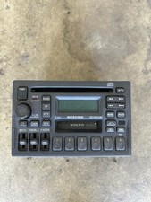 Genuine volvo radio 805 - genuine,