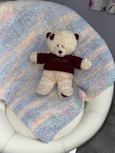 Hand knitted with love - hand,