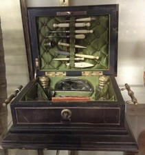 Victorian Ladies Vanity Set