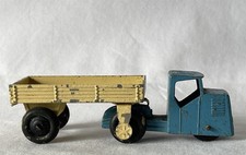 Vintage DINKY Toy Car 415