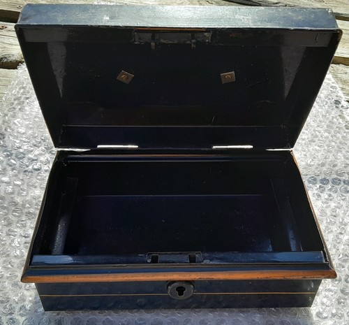 Vintage metal banker - metal, box