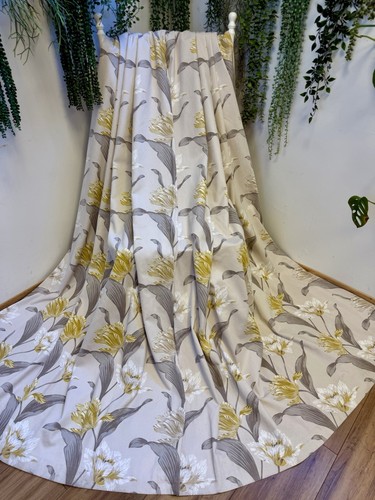Beige white grey mustard gold - white,
