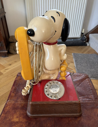 Snoopy woodstock peanuts - snoopy,