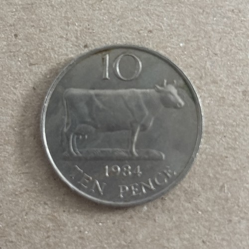 1984 guernsey 10p cow - cow,