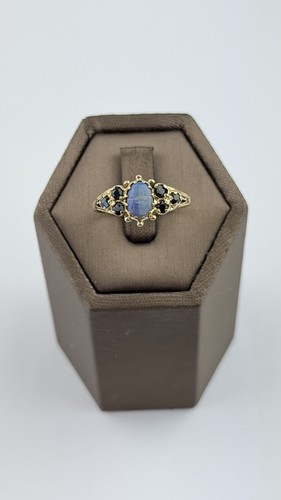 Opal and sapphire 9ct - opal,