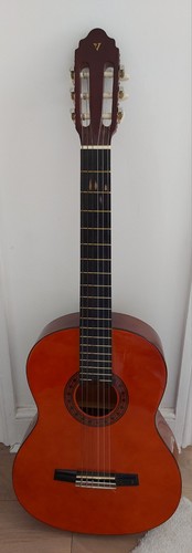 Valencia guitar cg160 - guitar, serie