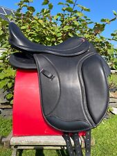 dressage saddle 18 inch