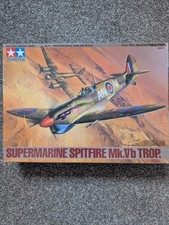 Tamiya Supermarine Spitfire MK.Vb Tropical 1:48 Scale Model Kit 61035
