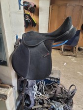 SALE Shires Hi Lite Self Adjusting Horse Synthetic GP Saddle 18 Inch