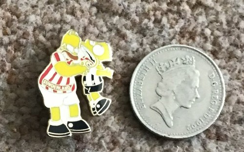 Sunderland novelty brooch - sunderland,