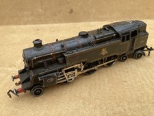 (121)  Hornby Dublo 2-6-4 Tank engine, 3-rail that runs very well