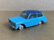 Corgi Austin A40, No 216, Spun