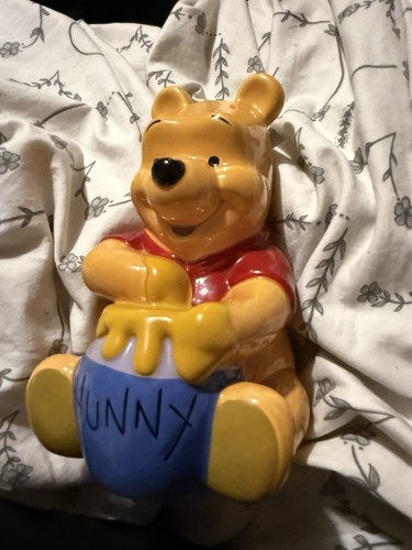 Winnie the pooh - pooh, china