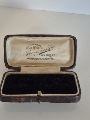 Antique earrings box - , the