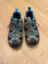 Women's Merrell Falcon Gore-tex Walking Hiking shoes UK size 5 Ladies Footwear