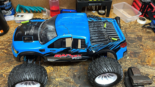 Nitro monster truck - 1/10,