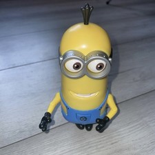 Thinkway Toys Despicable Me Kevin Minion Figure, Movable Parts Universal Studios